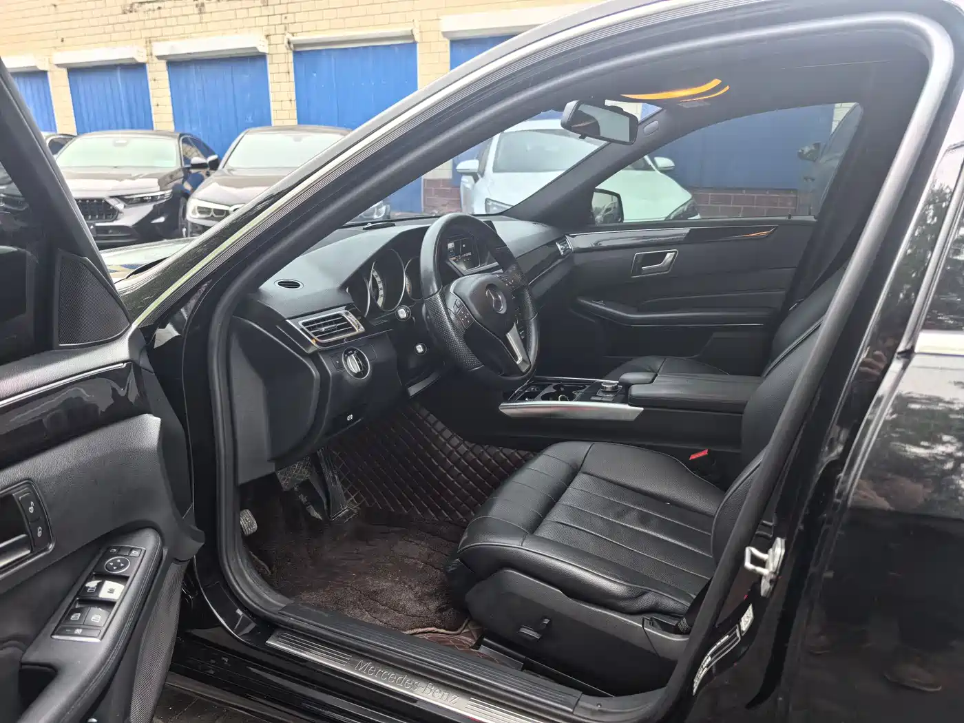 Mercedes-Benz E-Class 2015 Facelift E 180 L фото 6