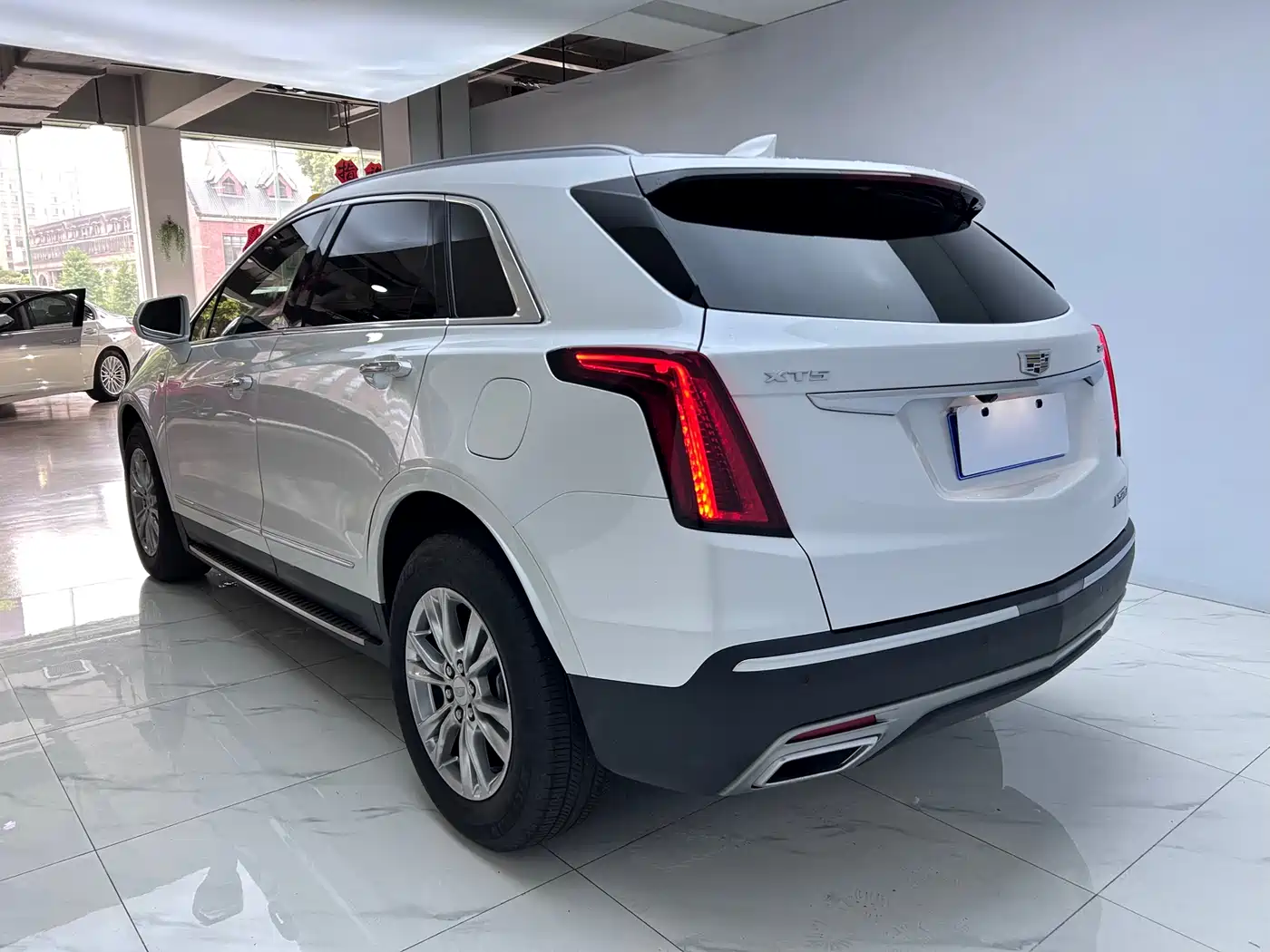 CADILLAC XT5