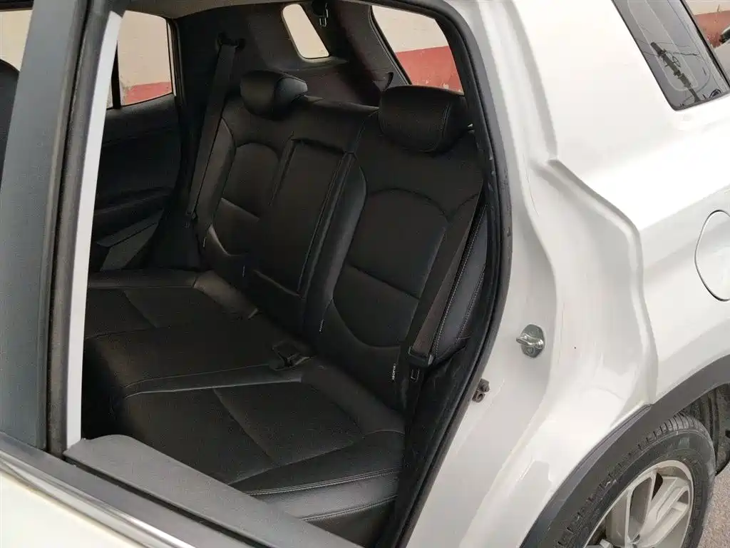 Hyundai Beijing Hyundai ix35 2019 2.0L Automatic 2WD Zhiyong·Enjoy China V фото 15