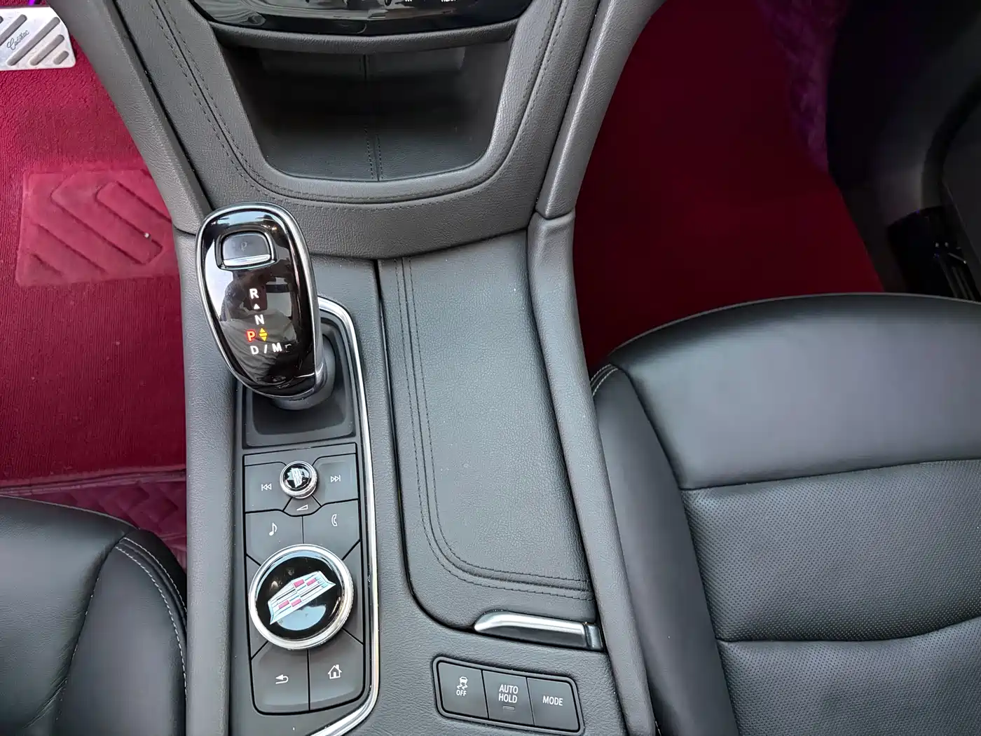 Cadillac XT6 2022 2.0T 6-Seater 4WD Luxury Edition фото 7