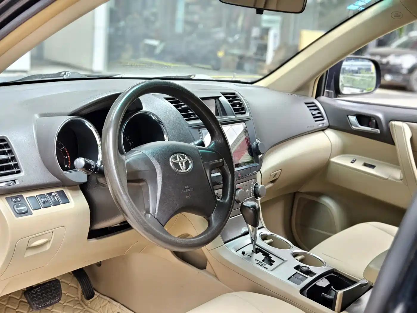 Toyota Highlander 2009 2.7L 2WD 7-seater Elite Edition фото 14