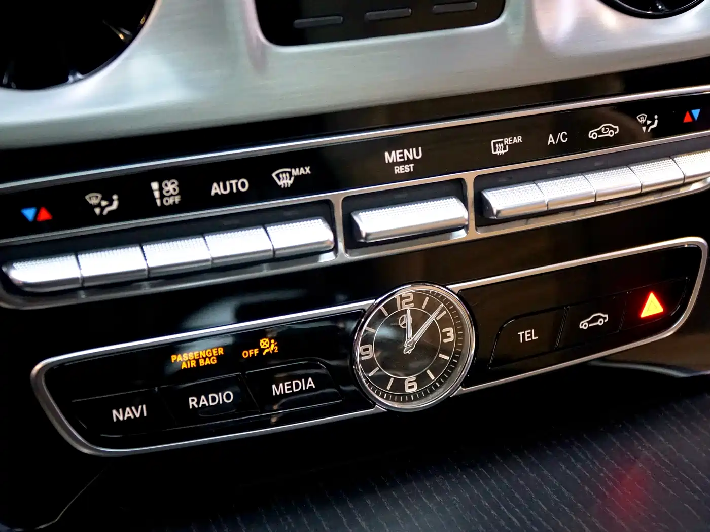 Mercedes-Benz G-Class 2024 G 350 фото 15