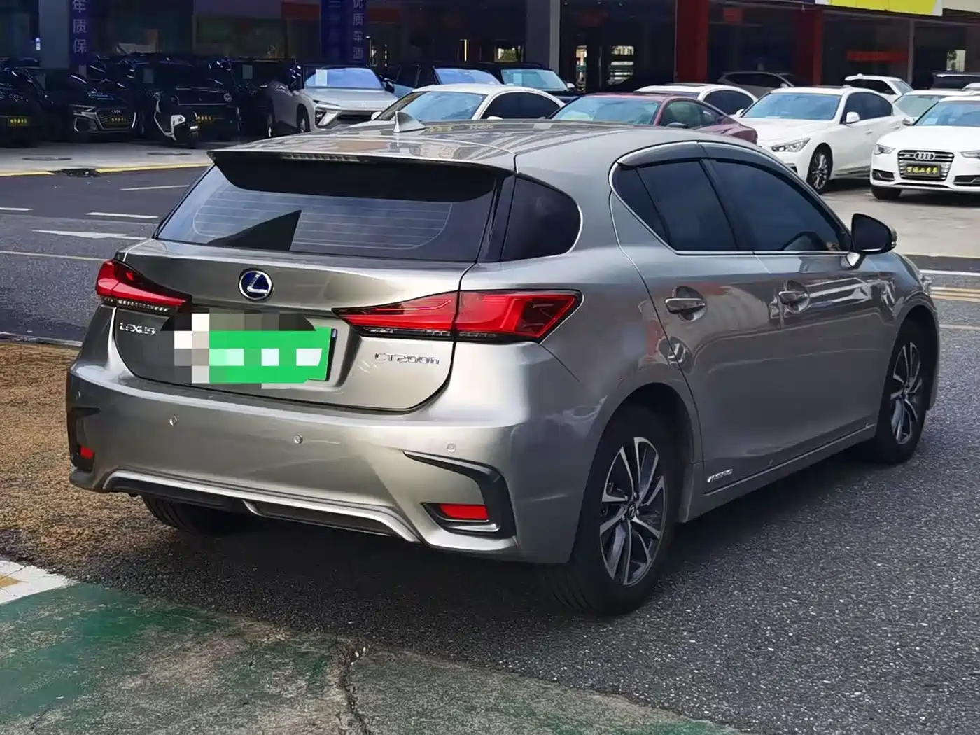 Lexus CT 2019 2017 CT200h Elite Edition Monochrome China V