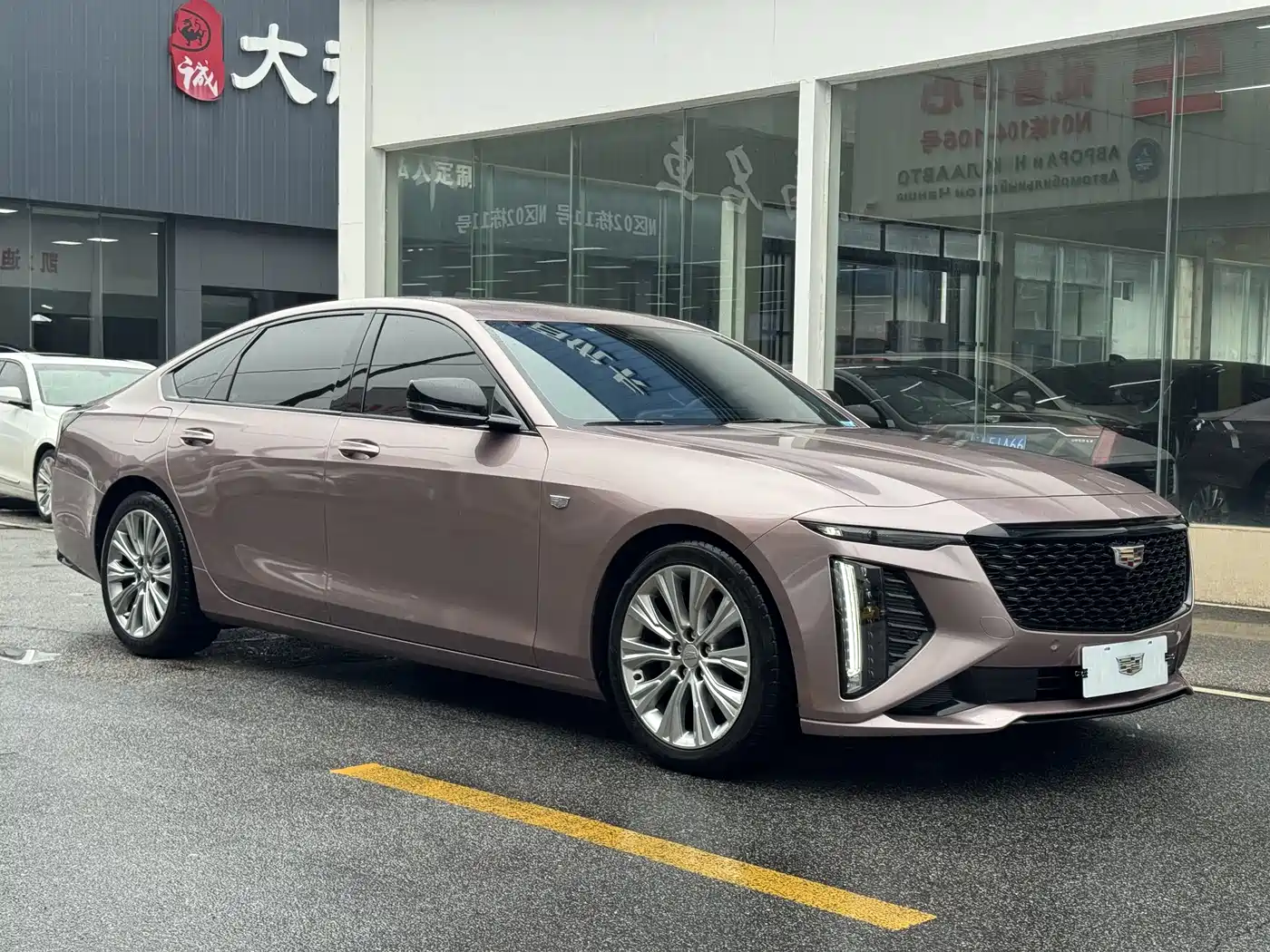 CADILLAC CT6