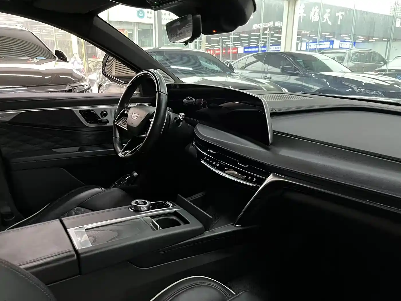 CADILLAC CT6
