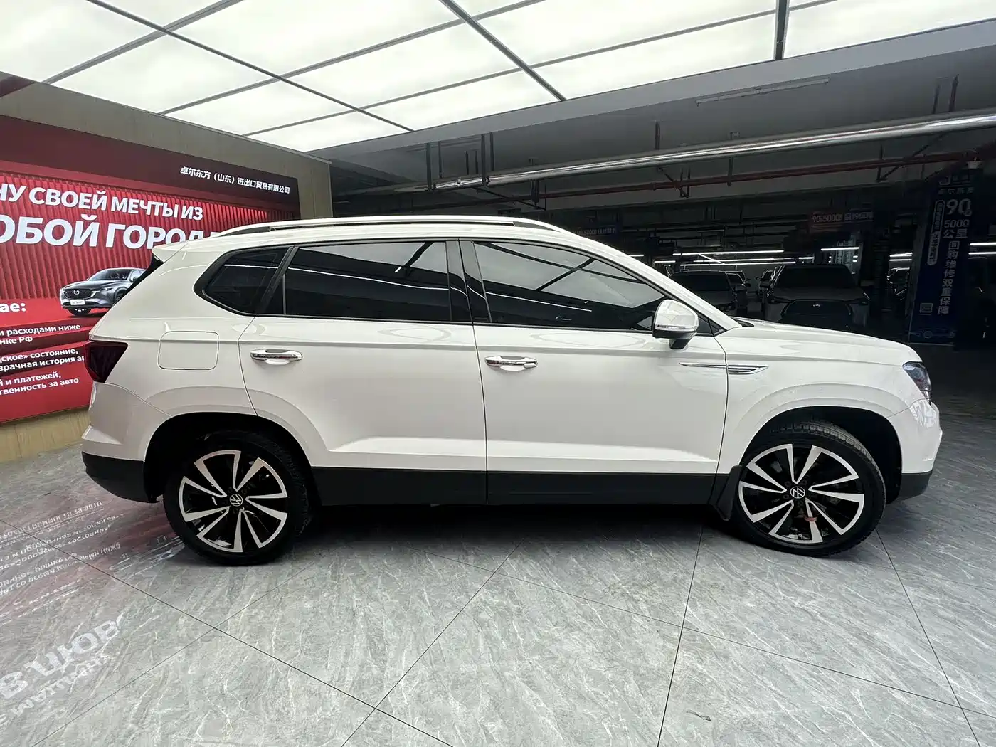 Volkswagen Tharu 2021 280TSI 2WD Luxury Plus фото 4