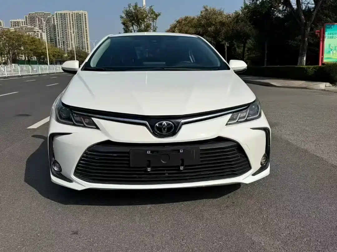 Toyota Corolla 2023 1.2T Pioneer Edition фото 2