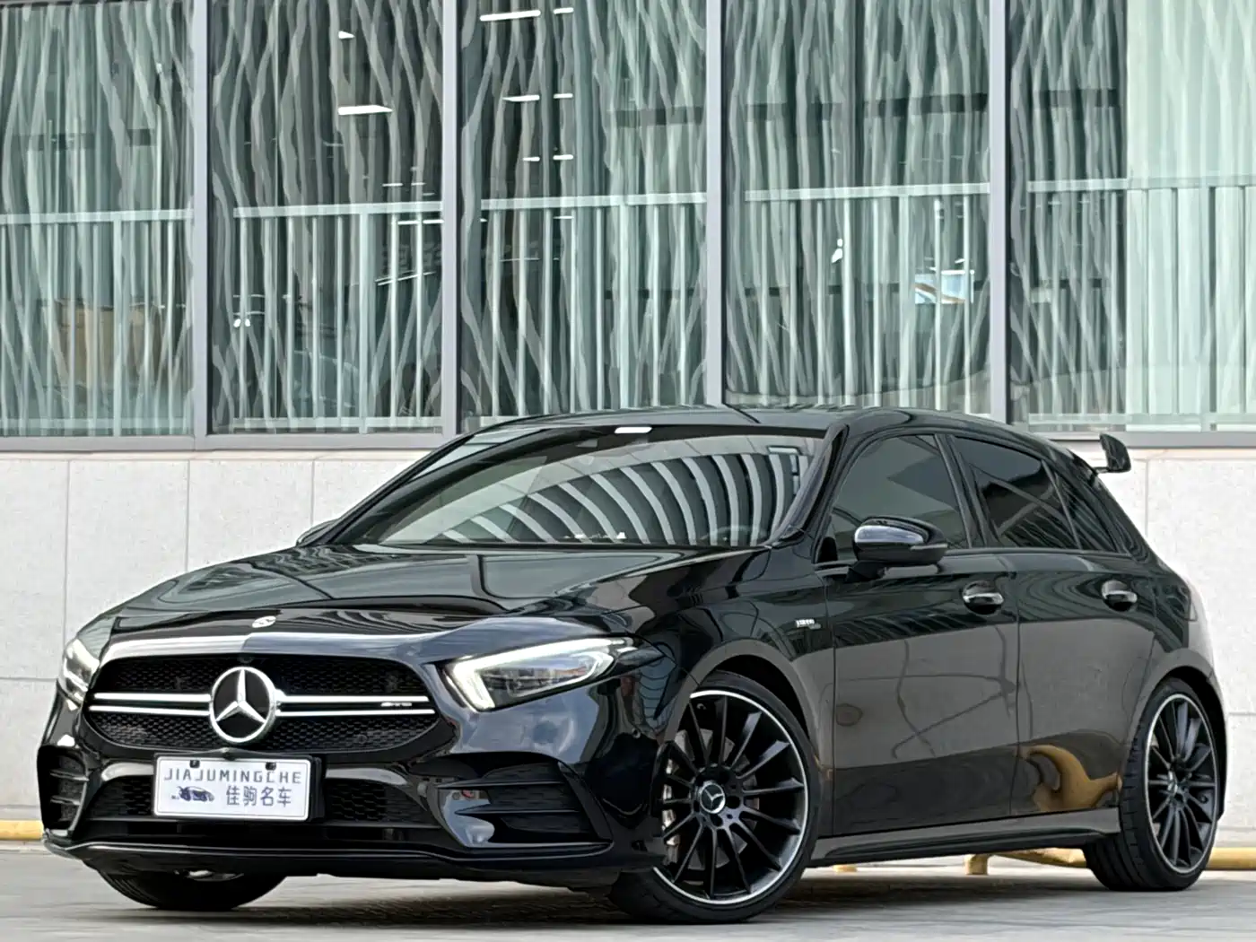 Mercedes-Benz A-Class AMG (Import) 2022 AMG A 35 4MATIC фото 8