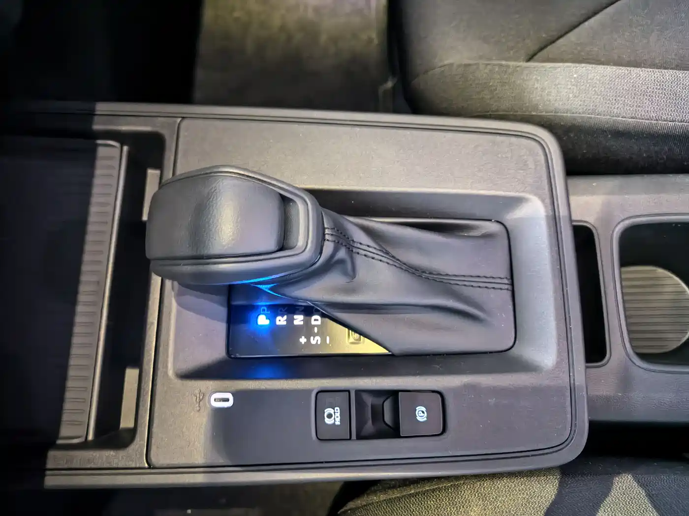 TOYOTA COROLLA SHARP AMPLIFIER