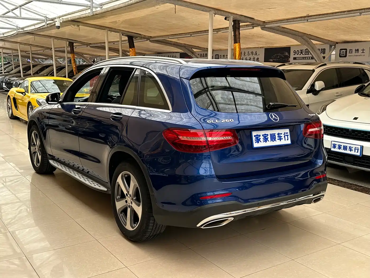 Mercedes-Benz GLC 2017 GLC 260 4MATIC Luxury фото 4