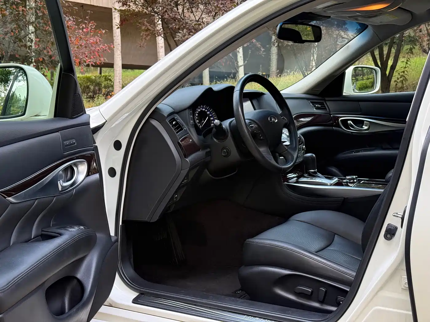 Infiniti Q70 2014 2013 Q70L 2.5L Premium
