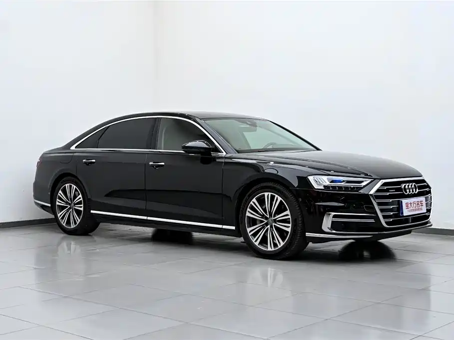 Audi A8 2019 Plus A8L 55 TFSI quattro Prestige фото 4