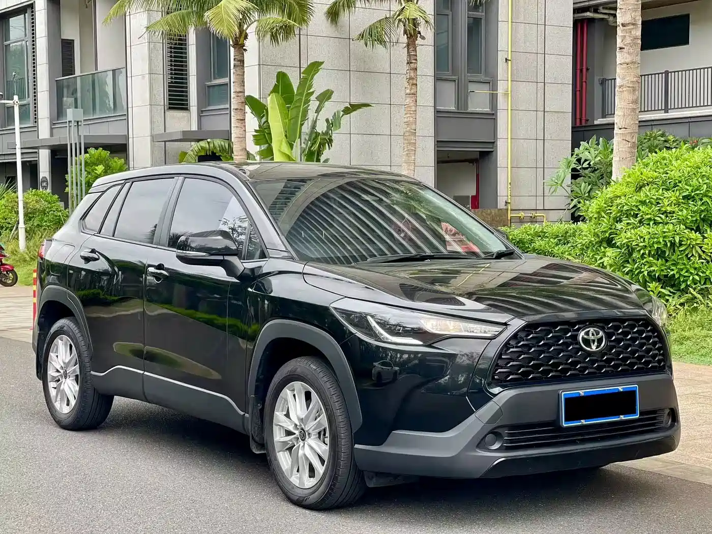 Toyota Corolla Cross 2025 2024 Model 2.0L Pioneer Edition