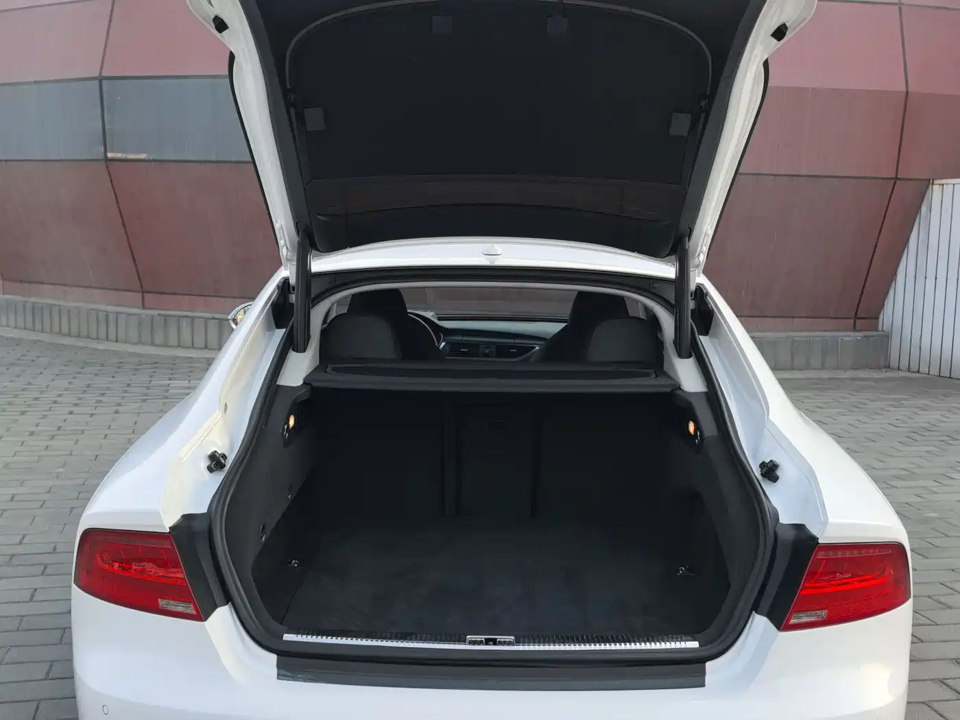 Audi S7 2013 4.0 TFSI quattro фото 8