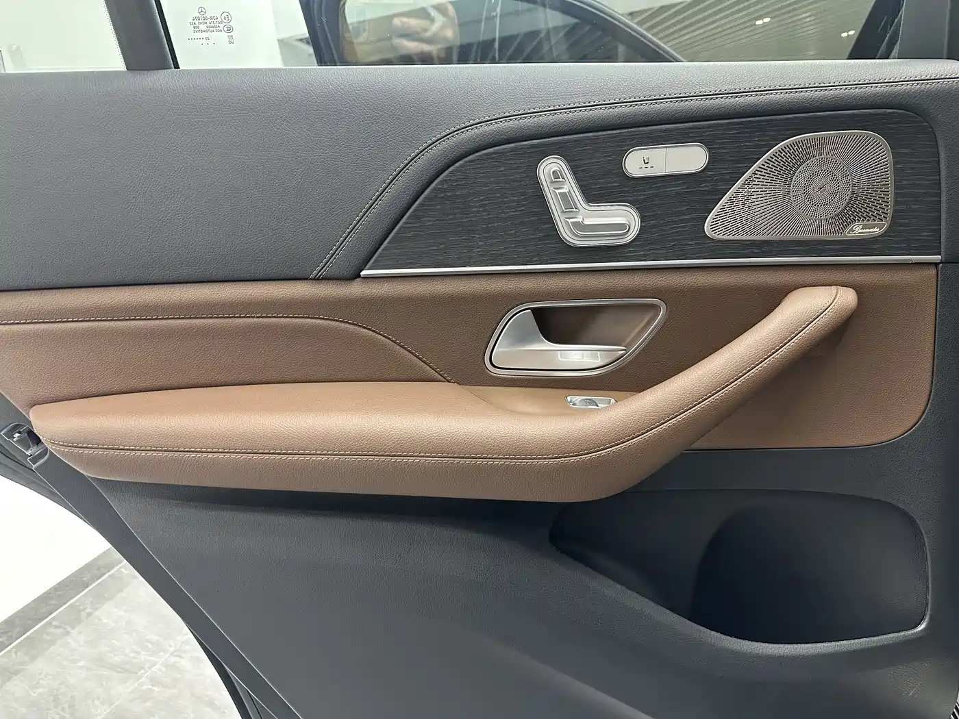 Mercedes-Benz GLS 2024 GLS 450 4MATIC Fashion Edition фото 25