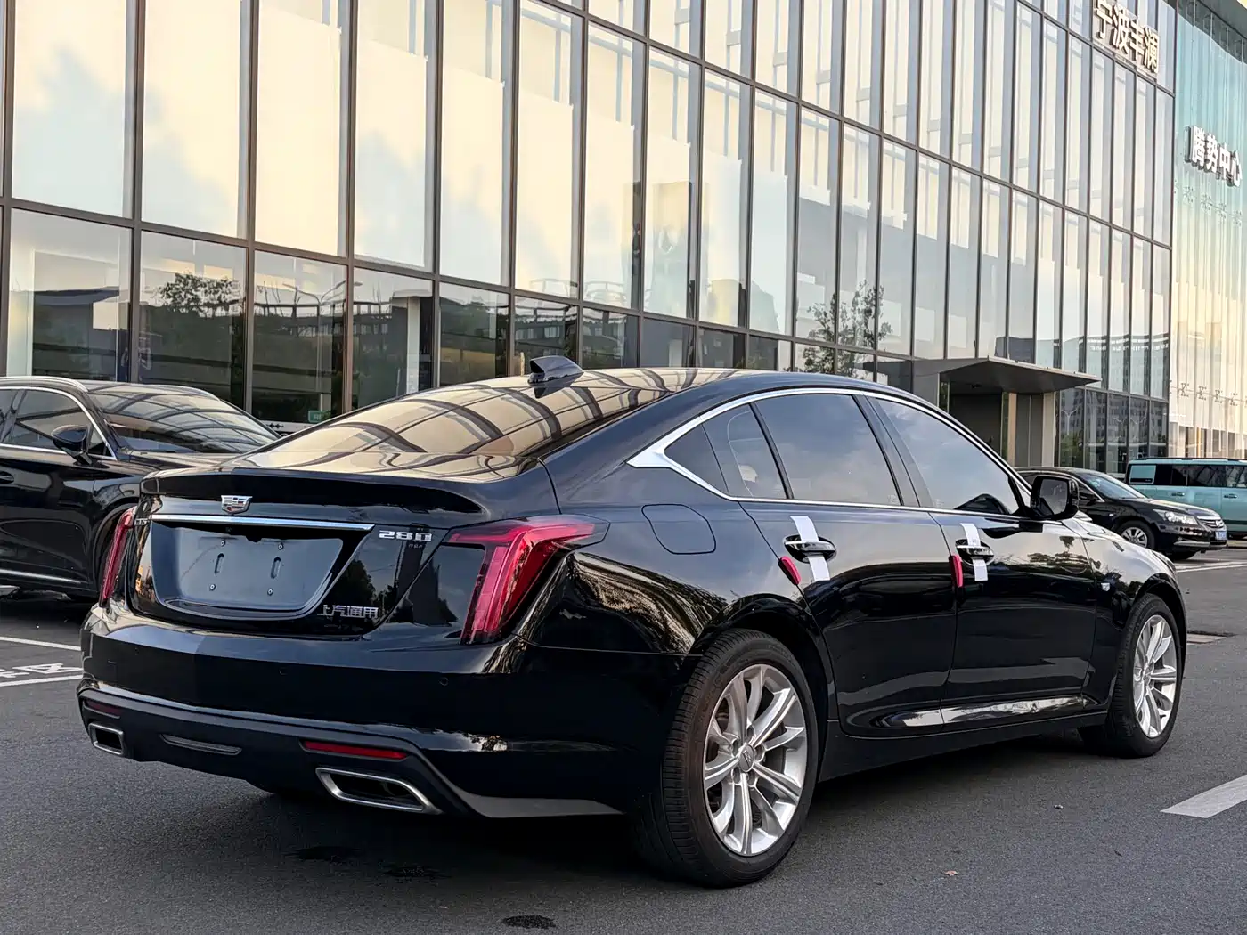Cadillac CT5 2024 28T Luxury Model Pro фото 18
