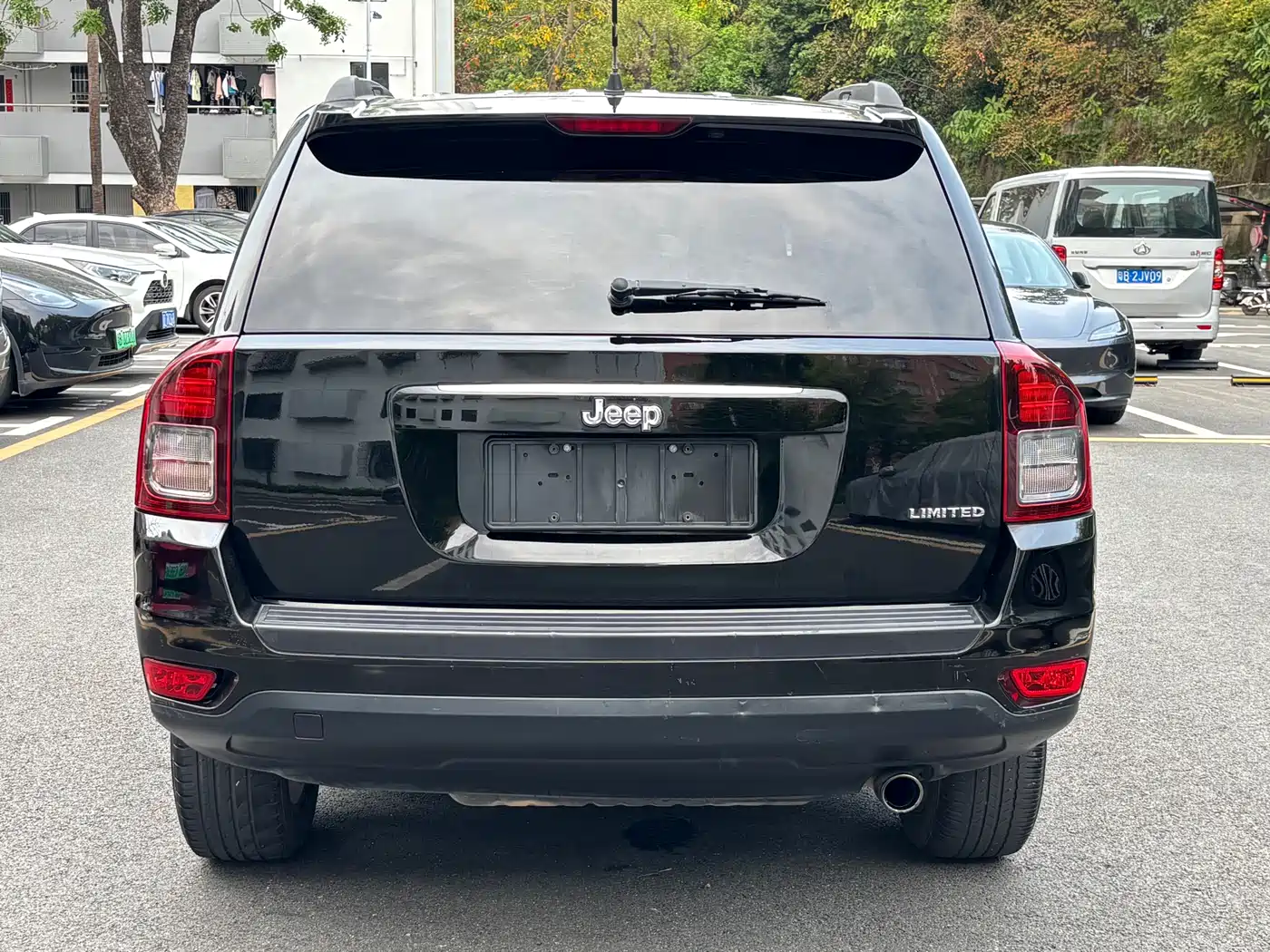 Jeep Compass (Import) 2015 2014 2.0L 2WD Urban Edition