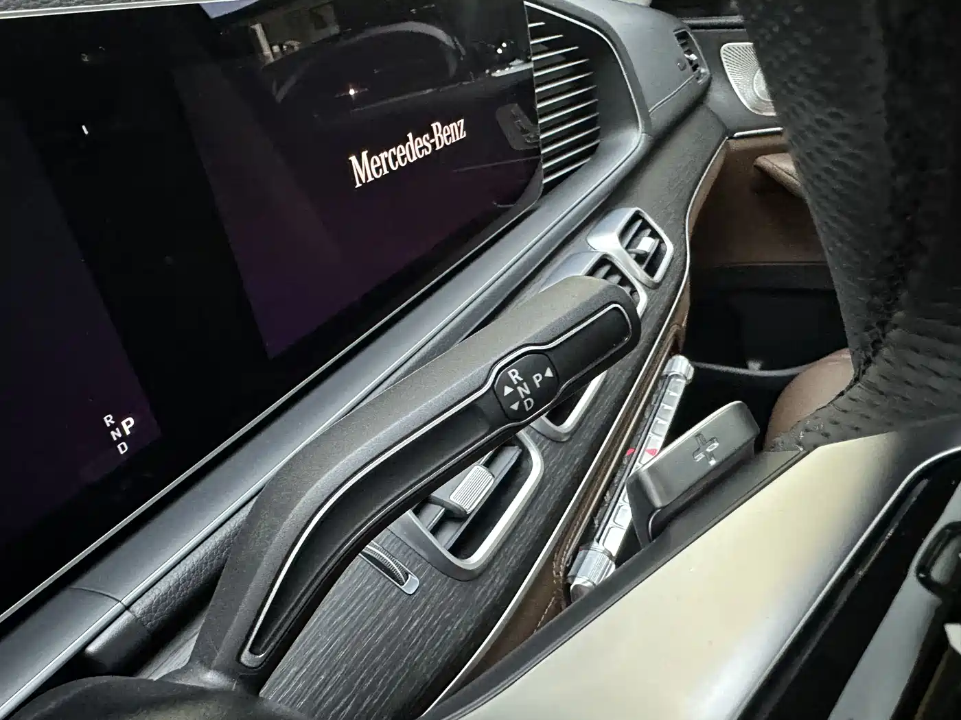 Mercedes-Benz GLS 2024 GLS 450 4MATIC Fashion Edition фото 17