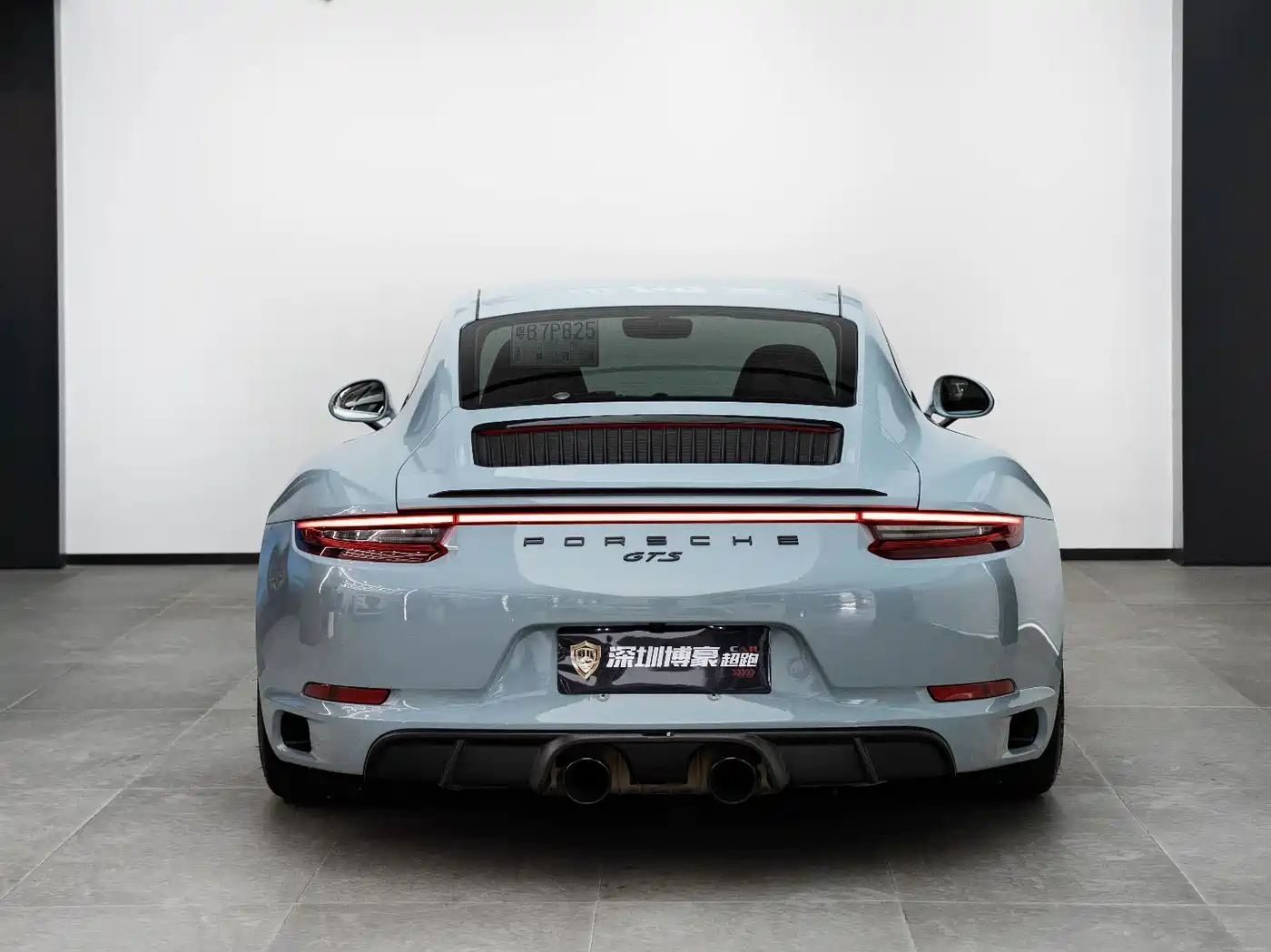 Porsche 911 2017 Carrera GTS 3.0T фото 9