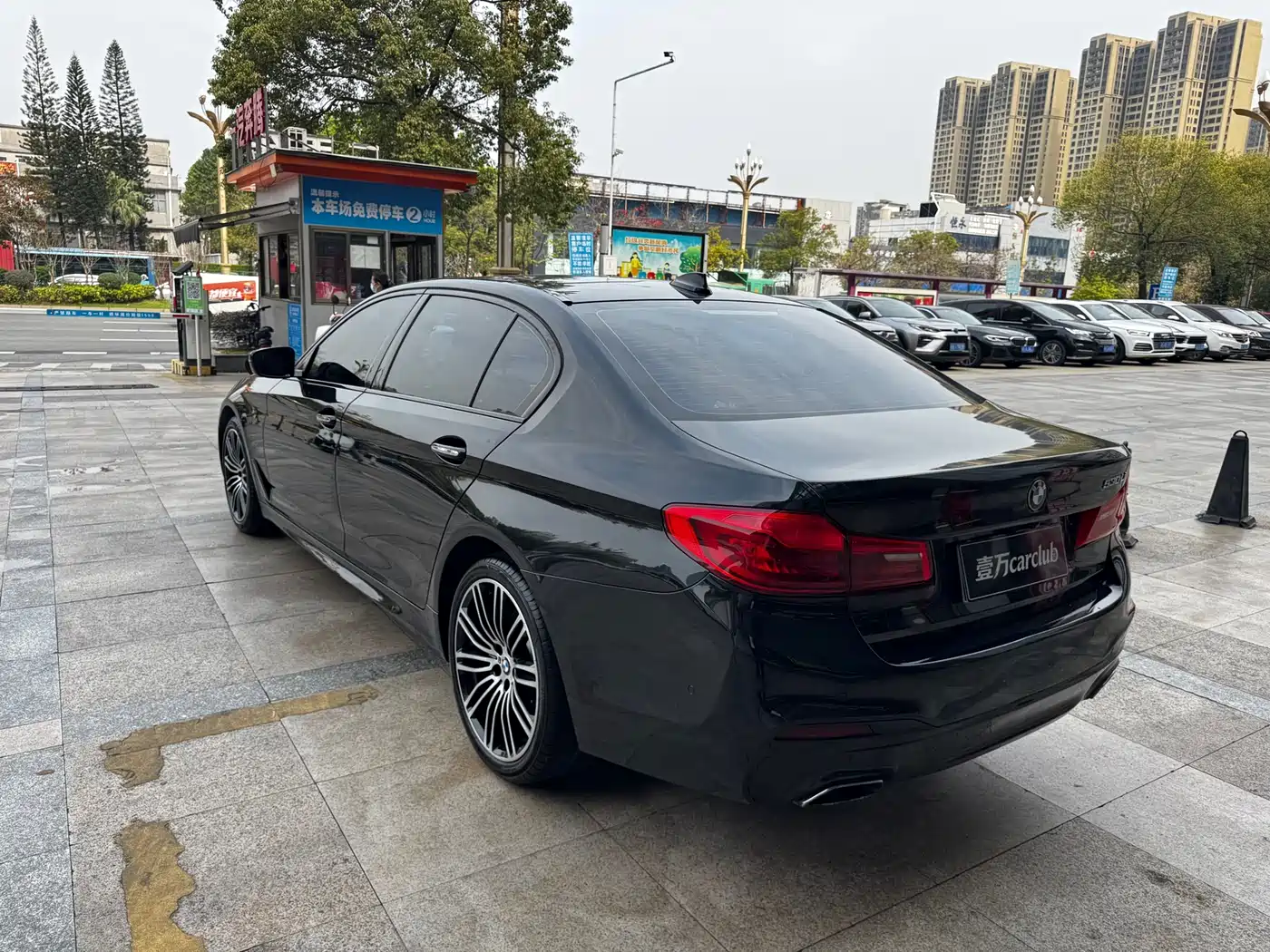 BMW 5 Series 2018 Facelift 530Li Leading M Sport Package фото 11