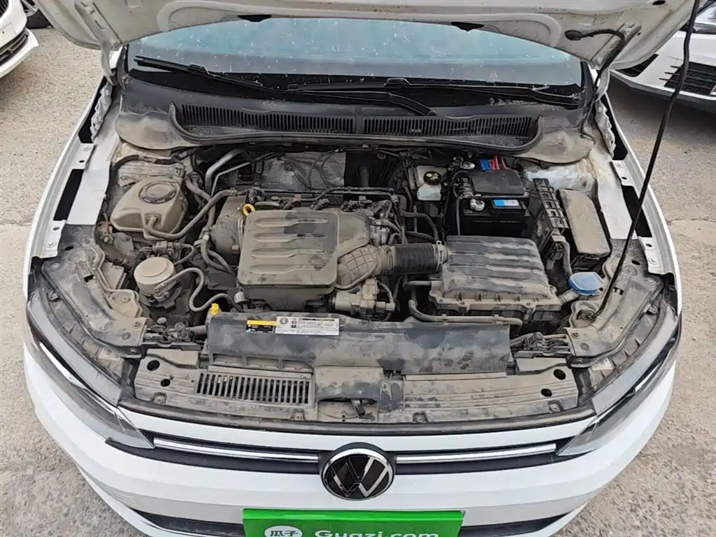 Volkswagen Polo 2023 Plus 1.5L Automatic Panorama Enjoyment Edition фото 19