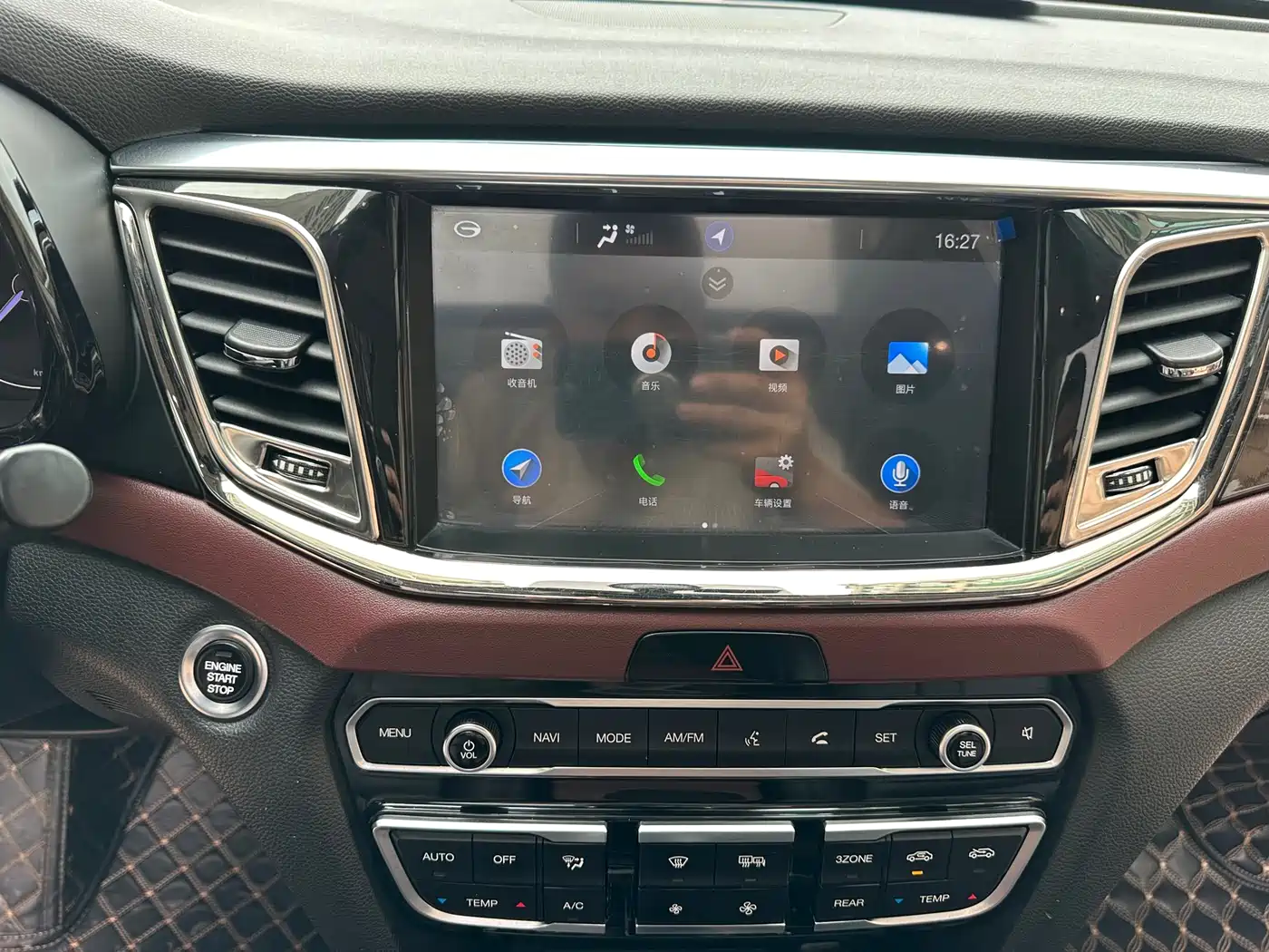 GAC Trumpchi Trumpchi GS8 2017 320T 2WD Premium (7-seater) фото 18