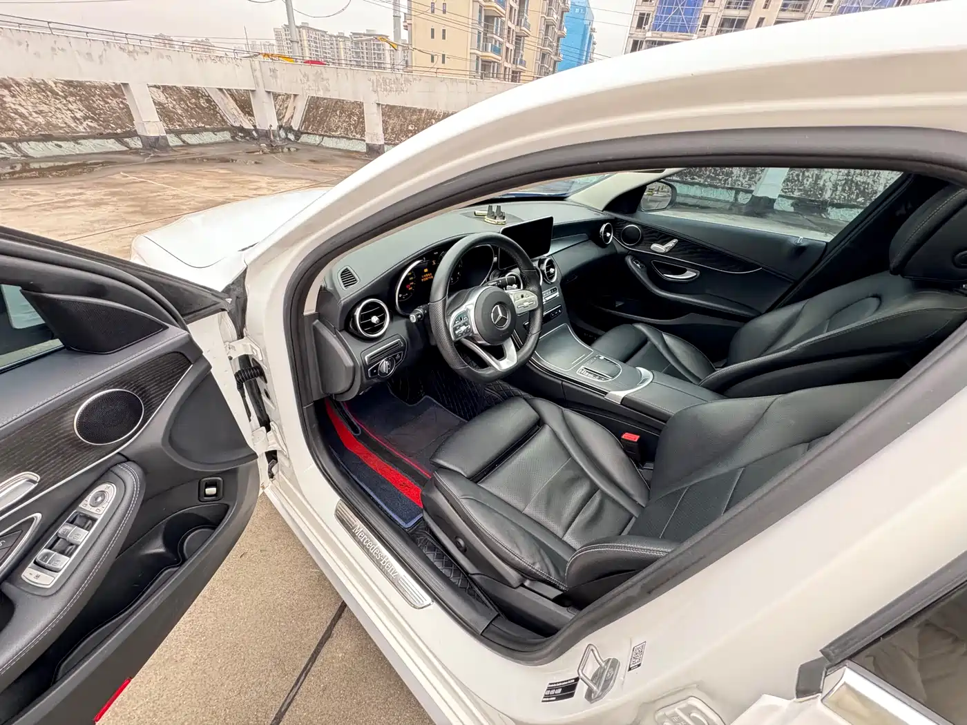 MERCEDES-BENZ C CLASS