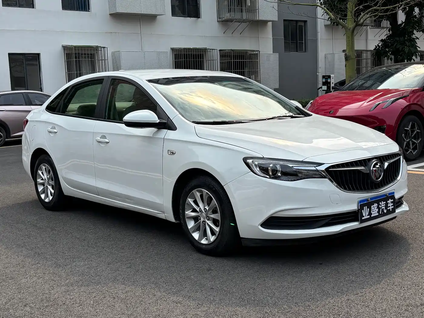 Buick Excelle 2018 15T DCT Progressive (China V) фото 3