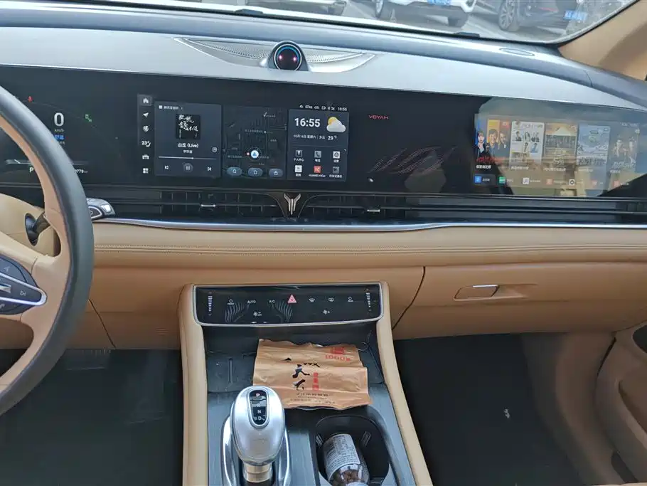 Voyah Auto Voyah Dreamer 2024 PHEV Extended Range Premium Edition фото 13
