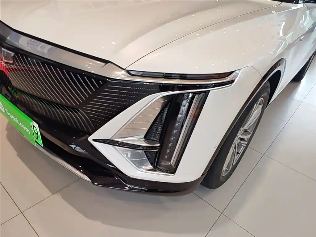 Cadillac IQ Rui Ge 2022 Rear-Wheel Drive Long Range Premium Edition фото 24