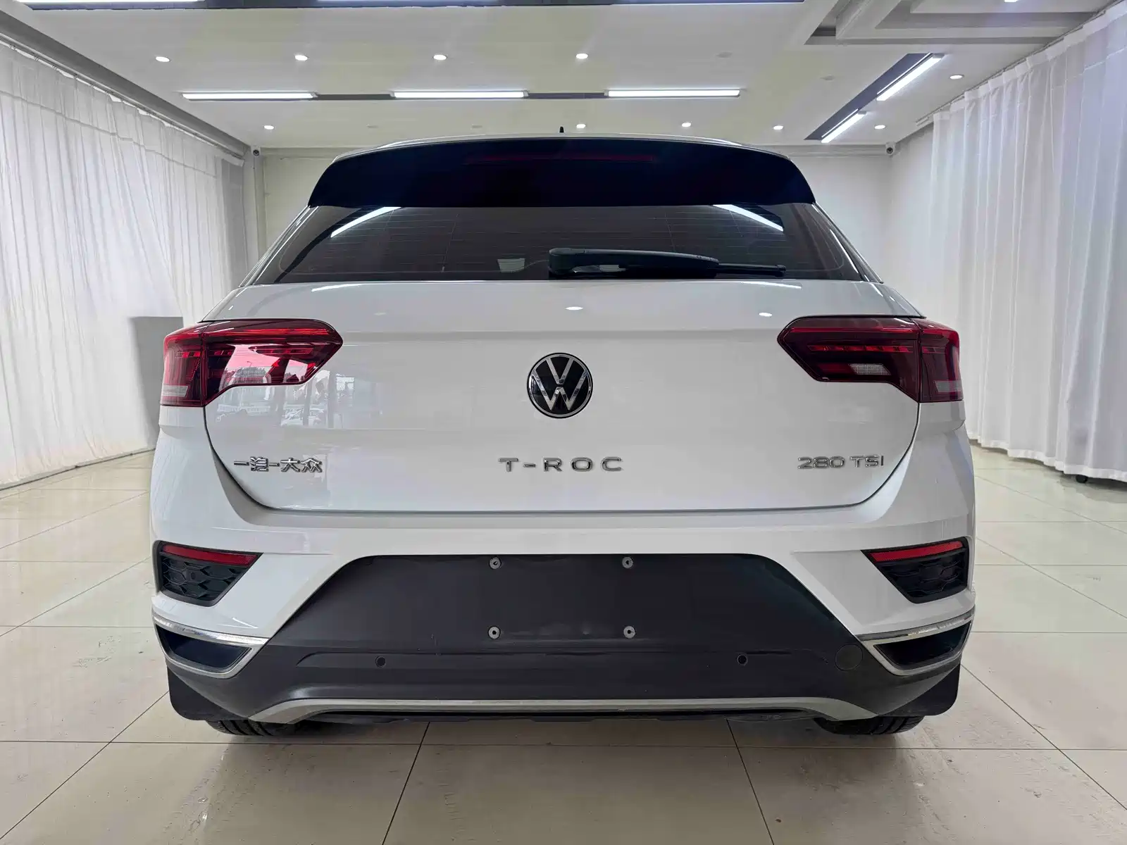Фото 5 - Volkswagen T-ROC