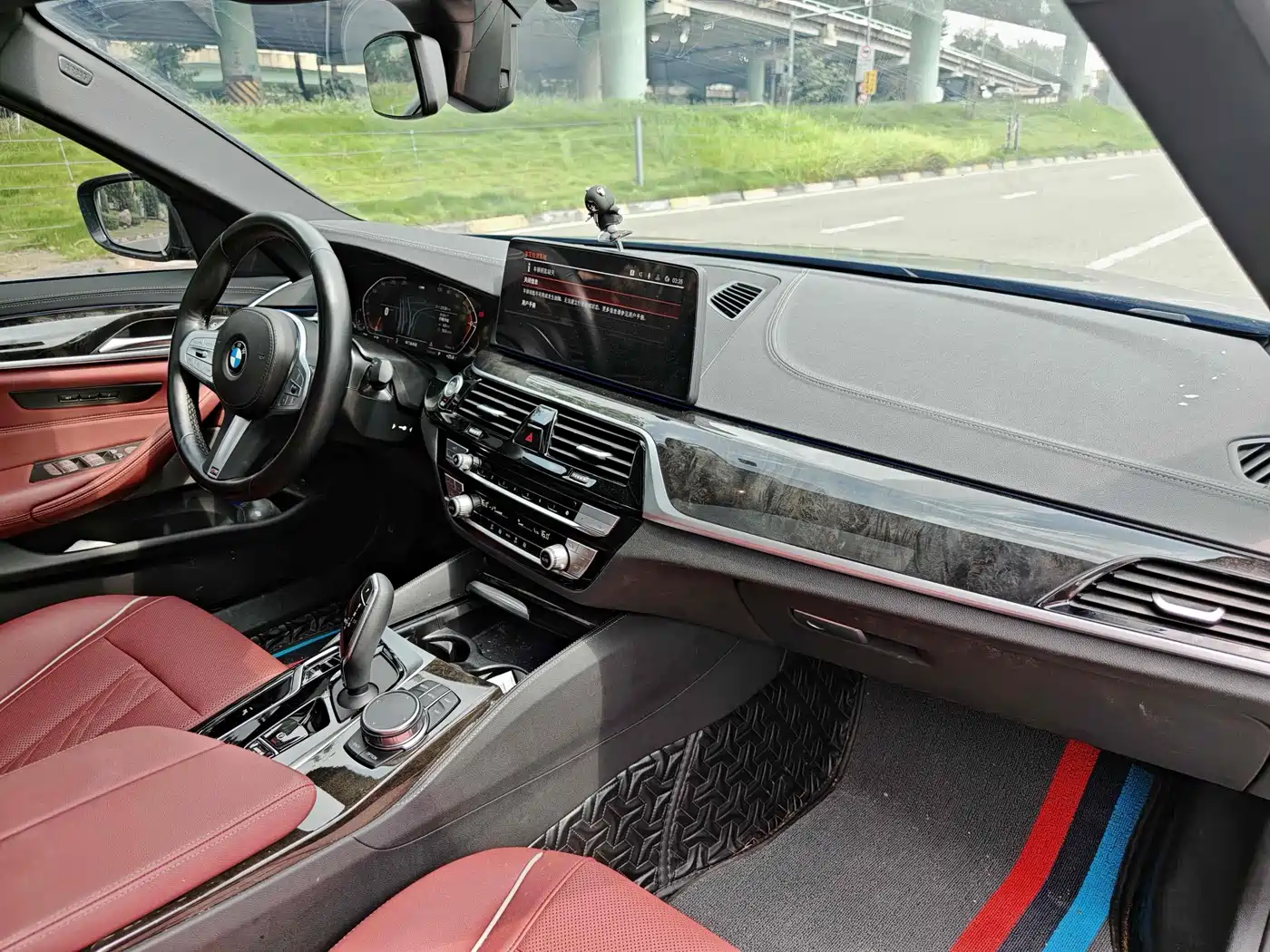 BMW 5 Series 2022 Facelift 525Li M Sport Package фото 14