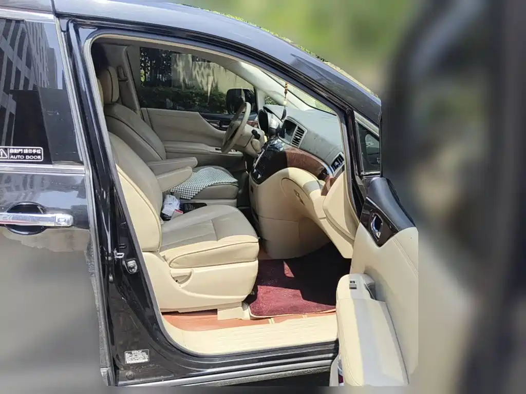 Nissan Quest 2017 2015 3.5L SL