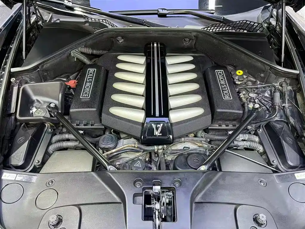 Фото 14 - Rolls-Royce Ghost