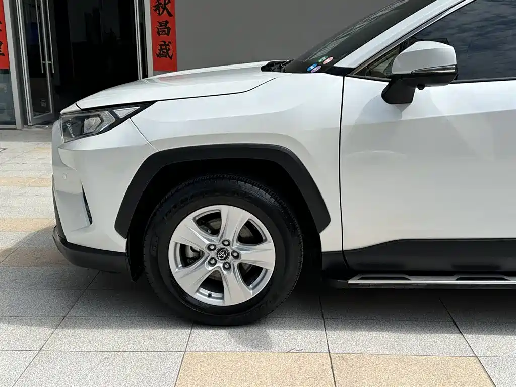 Toyota RAV4 Rongfang 2021 2.0L CVT 2WD Urban фото 22
