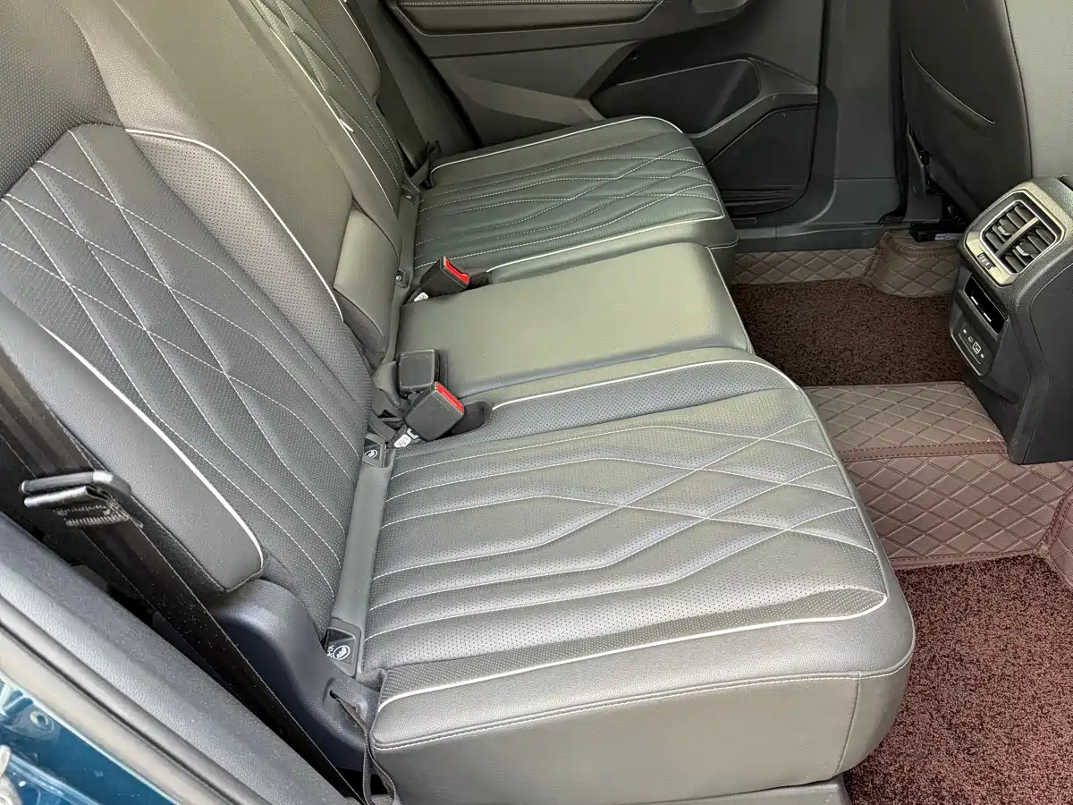 Volkswagen Tiguan L 2022 330TSI Automatic 2WD Comfort Edition фото 5