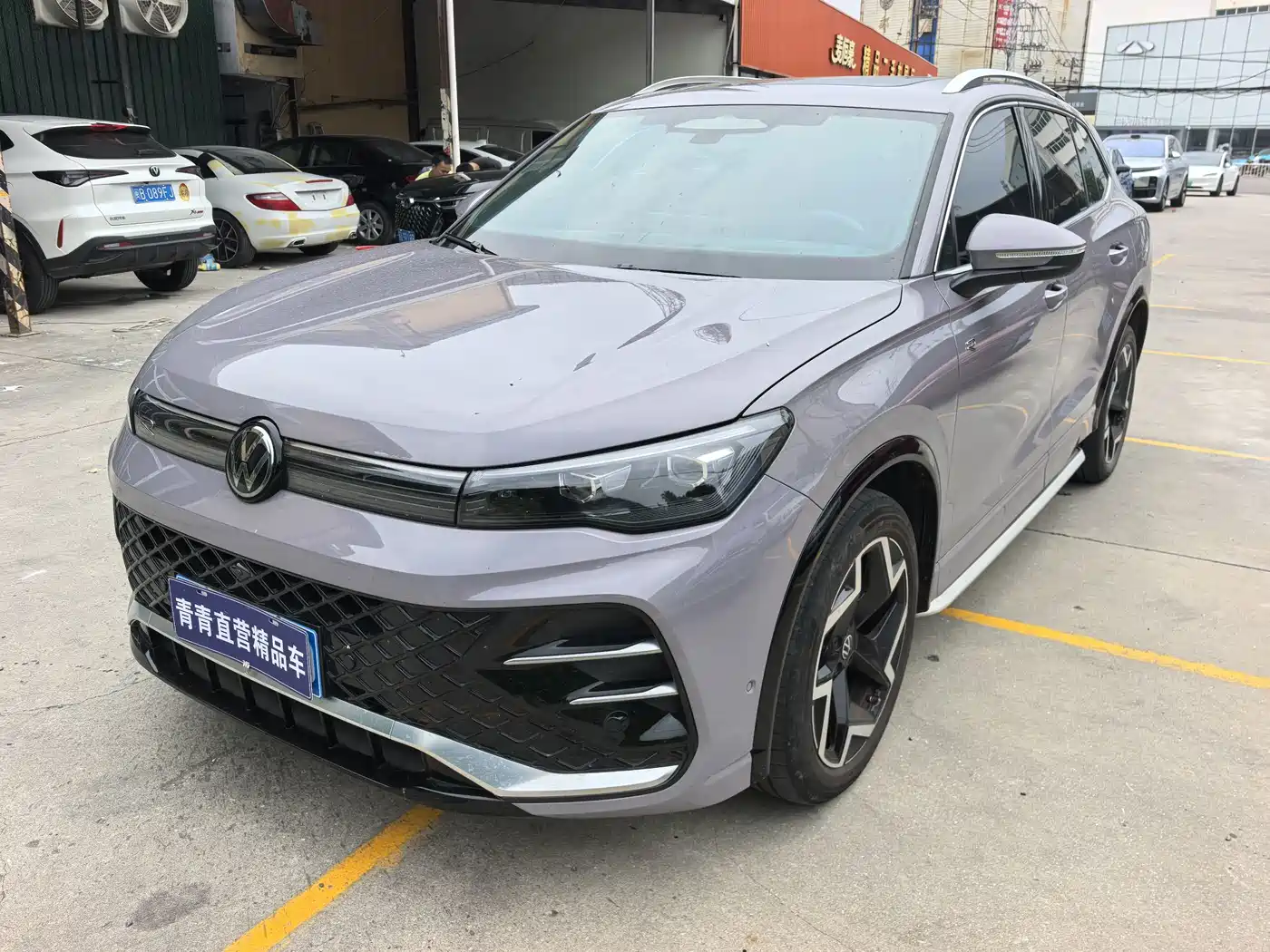 Фото 1 - Volkswagen Tiguan L