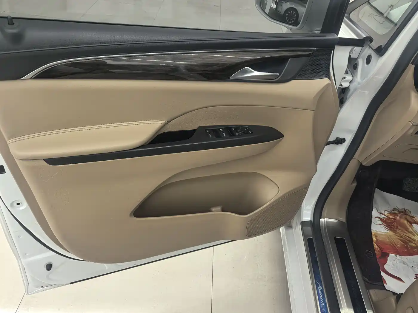 Buick GL8 2018 ES 28T Luxury Type China VI фото 5