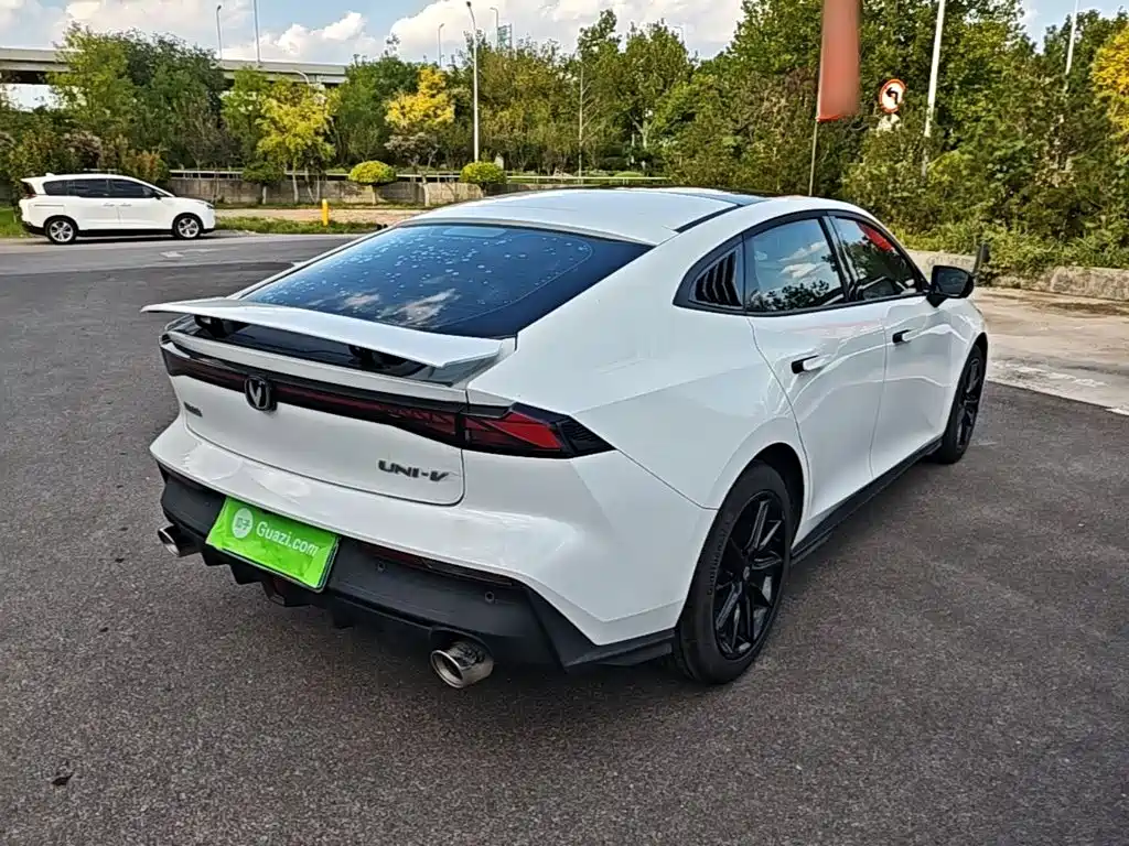 Changan UNI-V 2025 2024 1.5T High Performance Edition