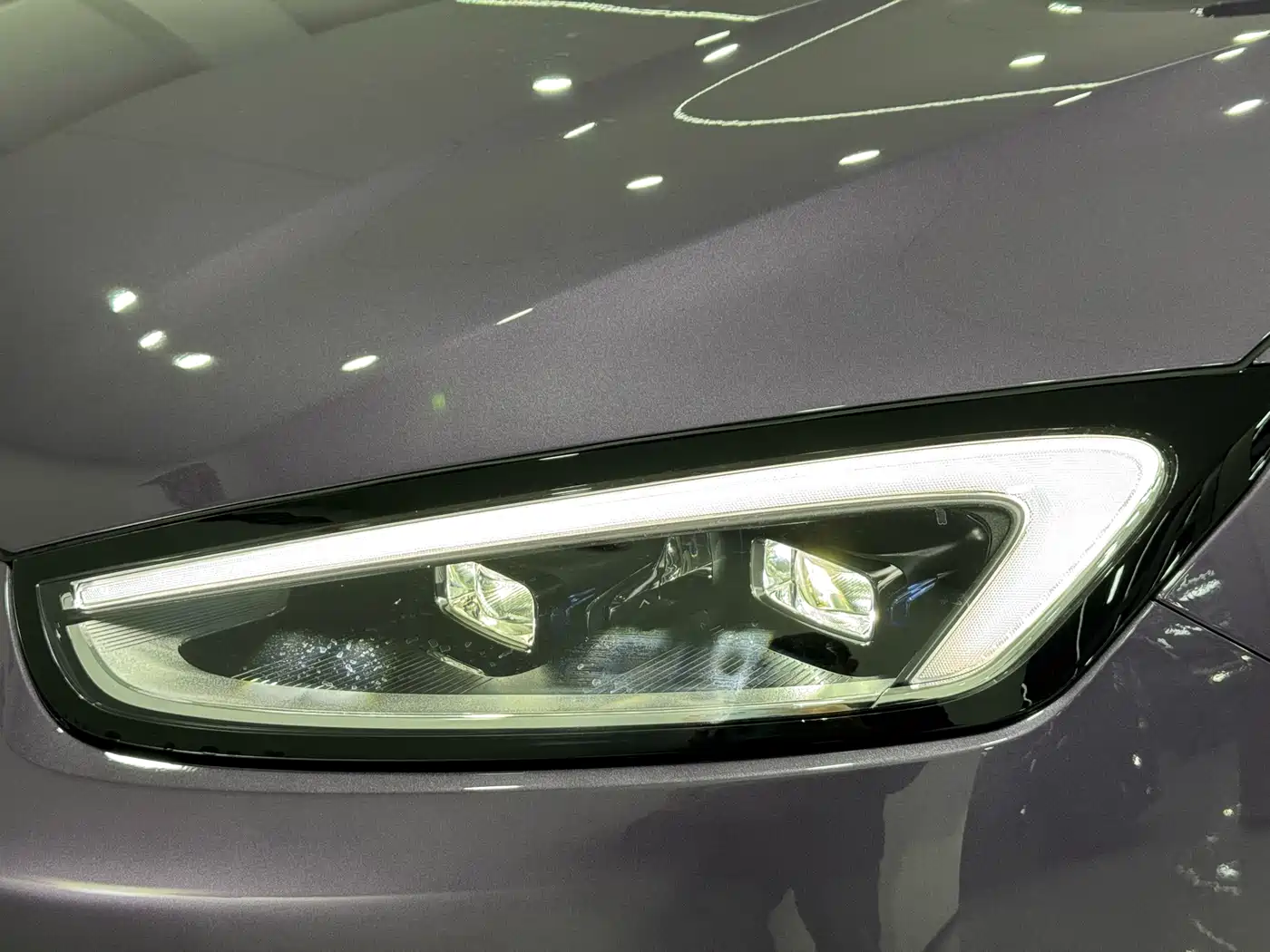 AITO Wenjie AITO M5 2025 Extended Range Ultra AWD фото 6