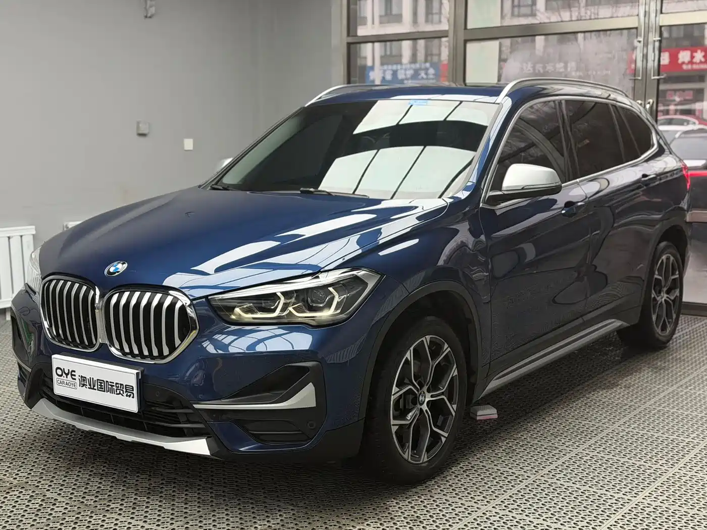 BMW X1