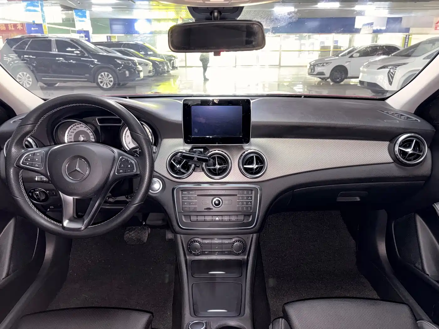 Mercedes-Benz GLA 2016 GLA 200 Dynamic фото 8