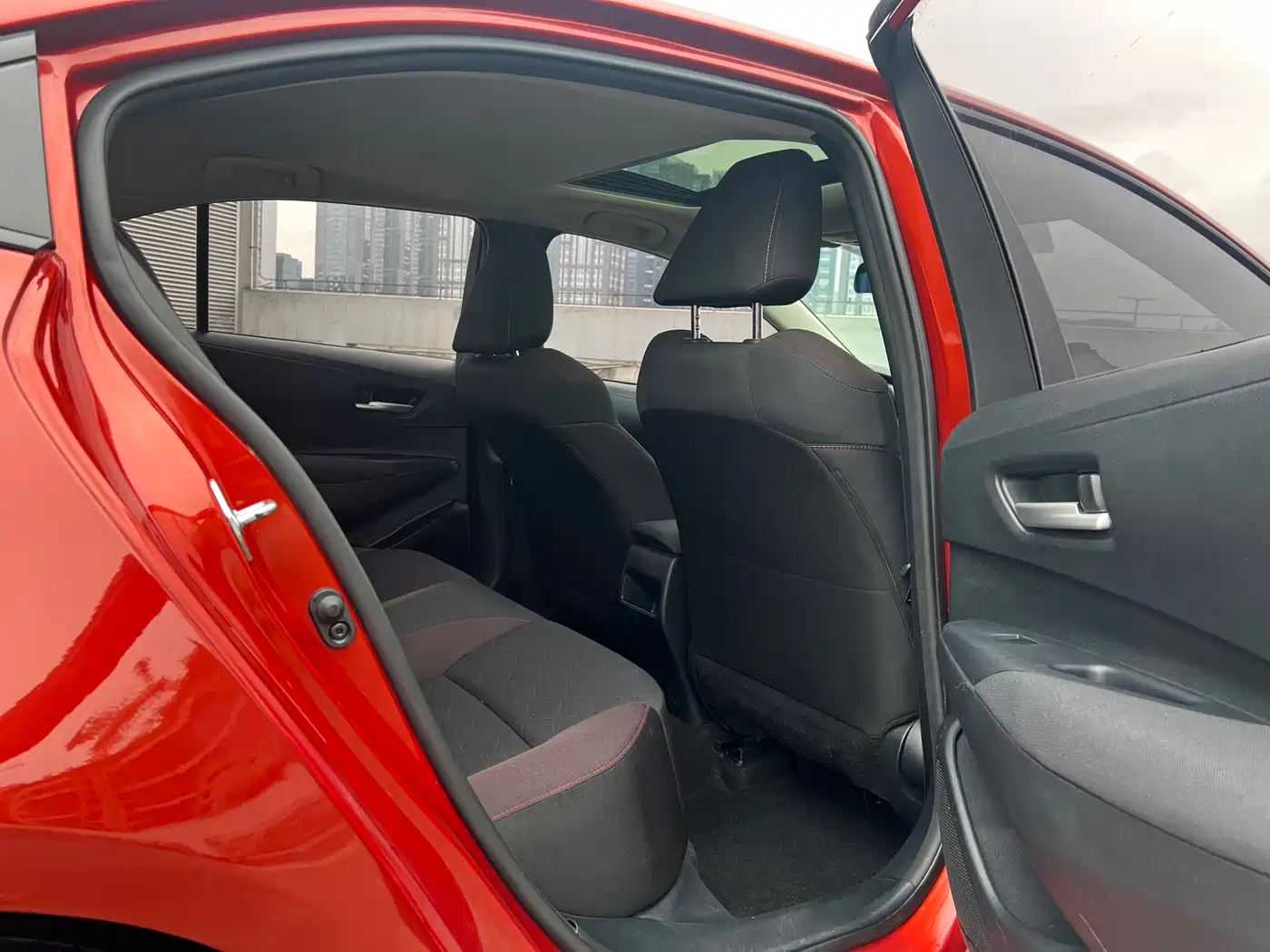 Toyota Corolla 2019 1.2T S-CVT Sport Edition фото 14