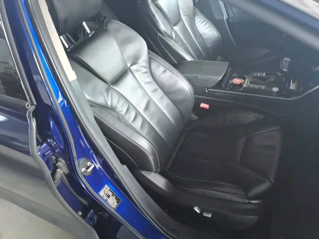 Hongqi H5 2018 2018 30TD Smart Connect Rhythmic Edition