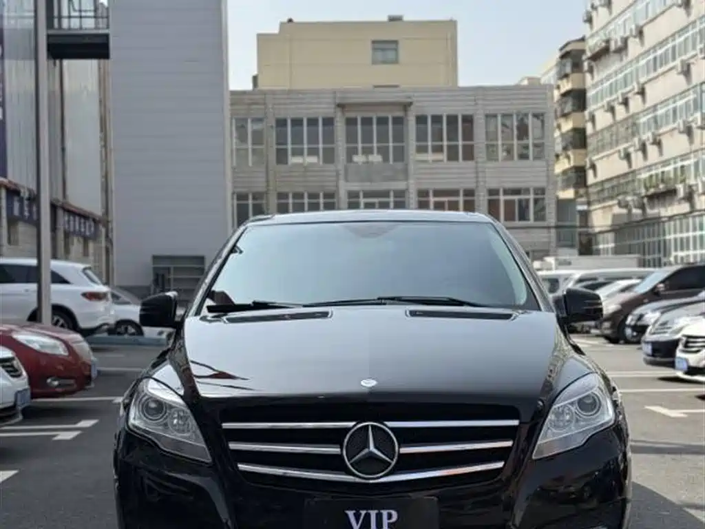 Mercedes-Benz R-Class 2010 R 350 L 4MATIC фото 2