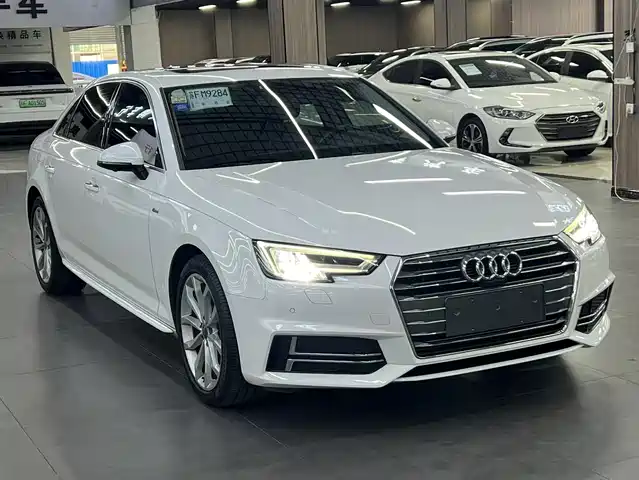 AUDI A4L