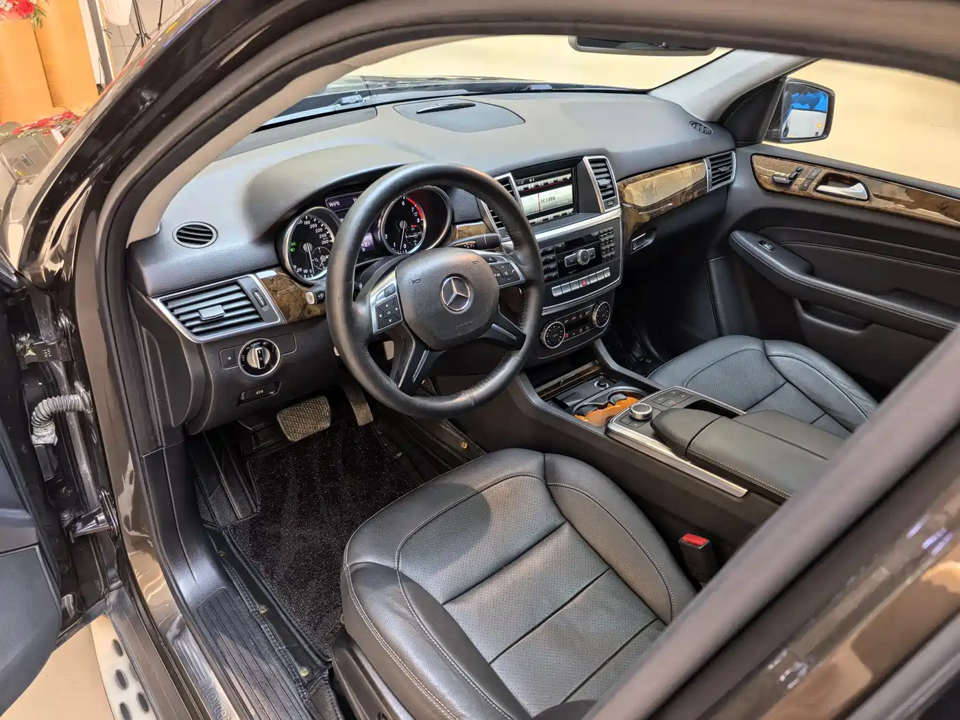 Mercedes-Benz M-Class 2015 ML 400 4MATIC Dynamic фото 9