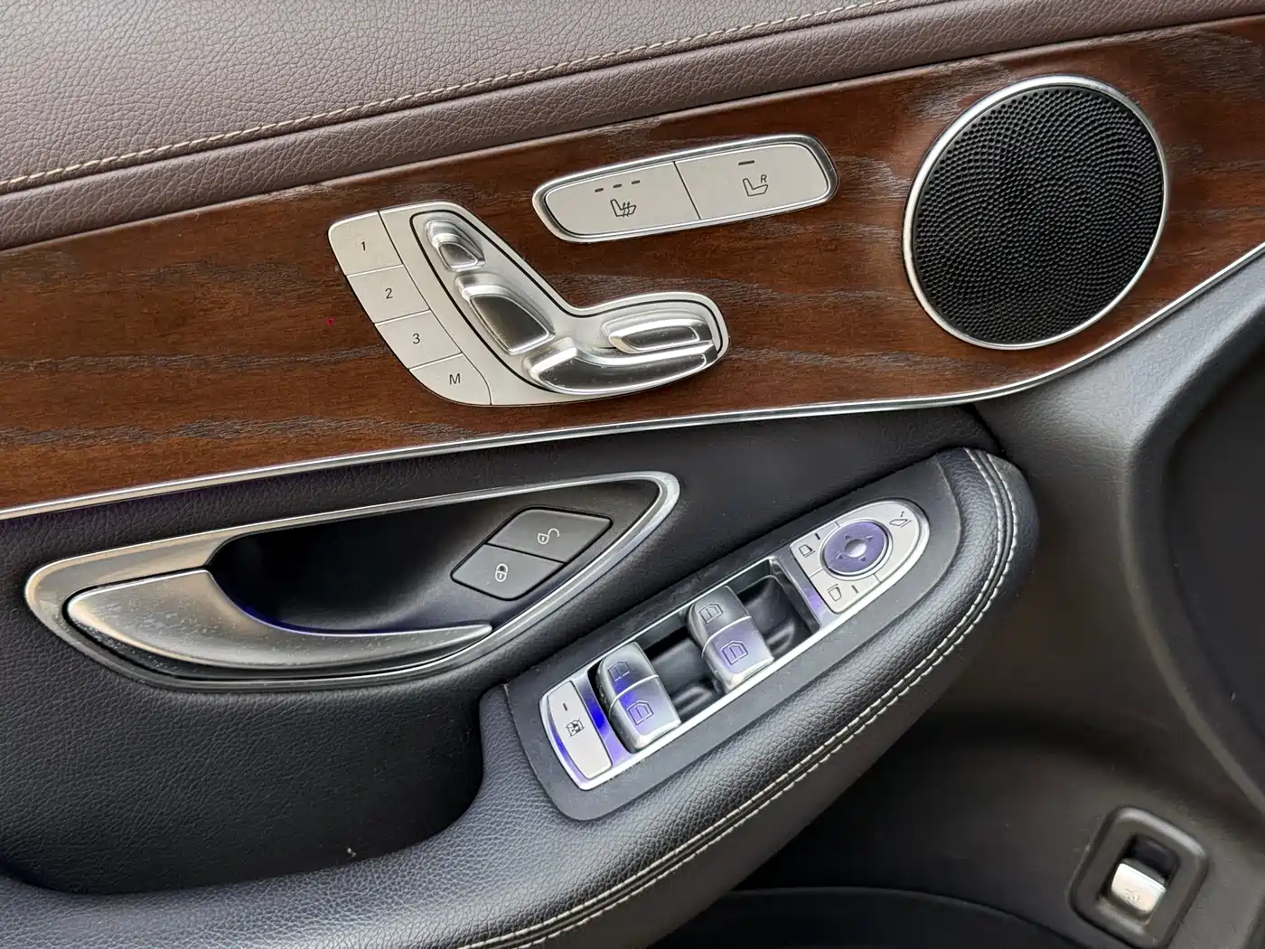 Mercedes-Benz GLC 2022 Model GLC 260 L 4MATIC Luxury Edition фото 19