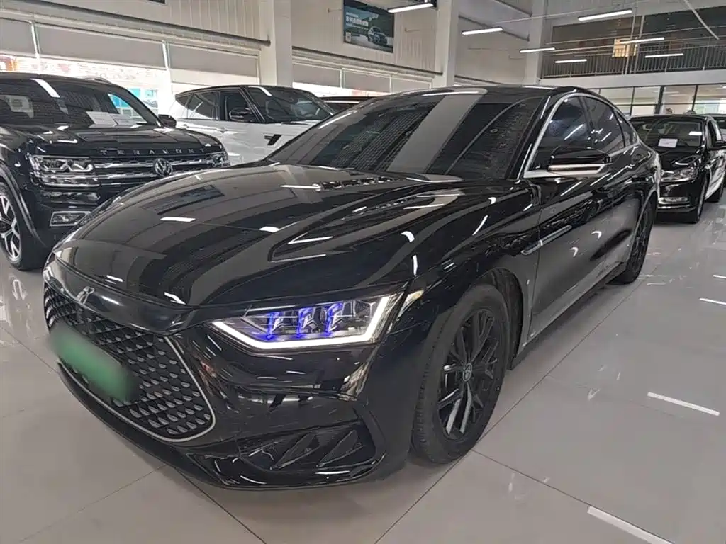 BYD Han 2024 DM-i Glory Edition 121KM Premium