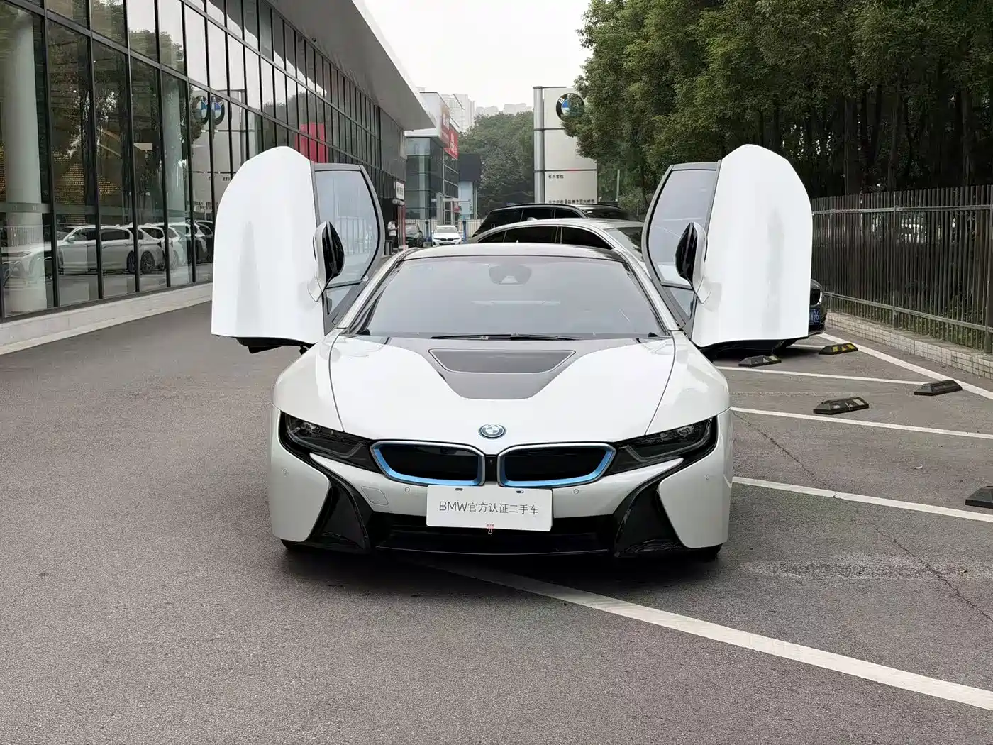 BMW i8 2017 2014 Standard